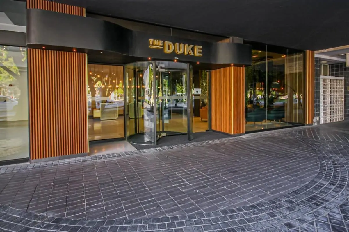 Luxurious Hotel-Type Living Couples Retreat- Pool Cape Town Apartment