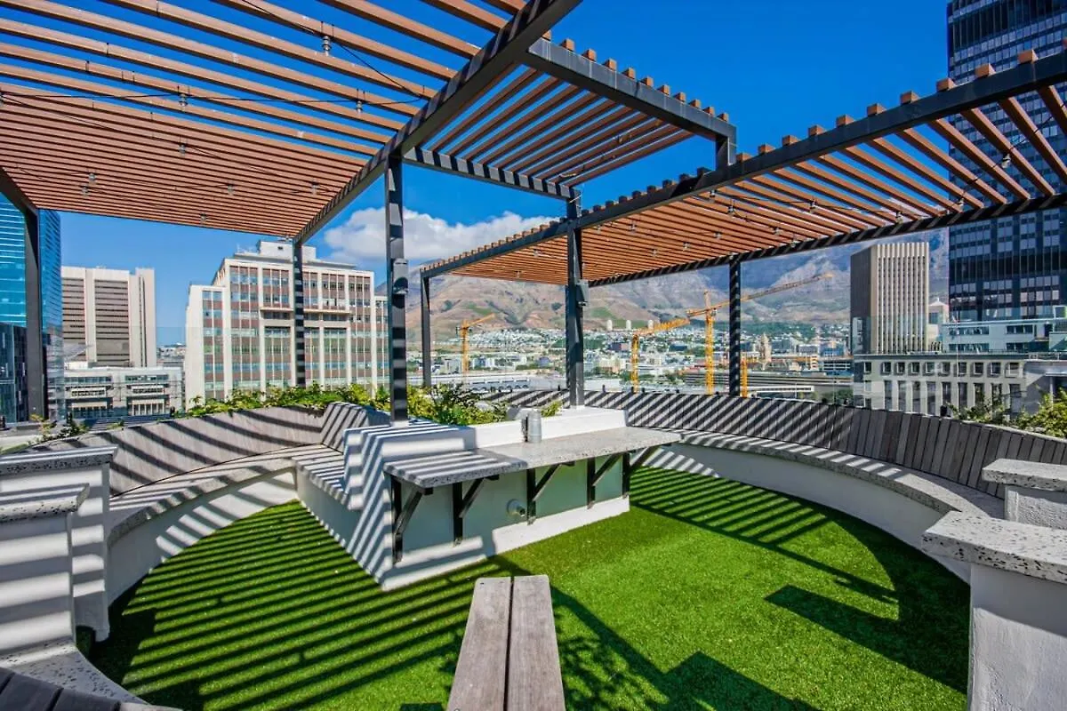 Apartment Luxurious Hotel-Type Living Couples Retreat- Pool Cape Town South Africa